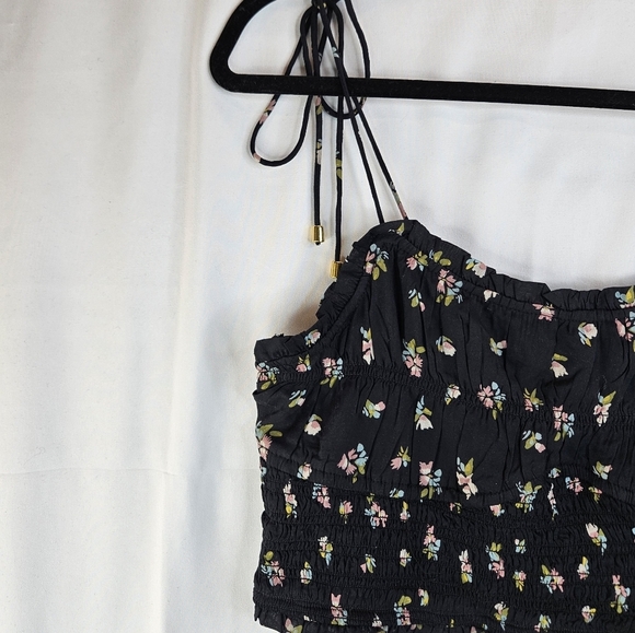 Free People Black Floral Smocked Cropped Tie At Shoulder Summer Top Sz S. - Picture 2 of 10